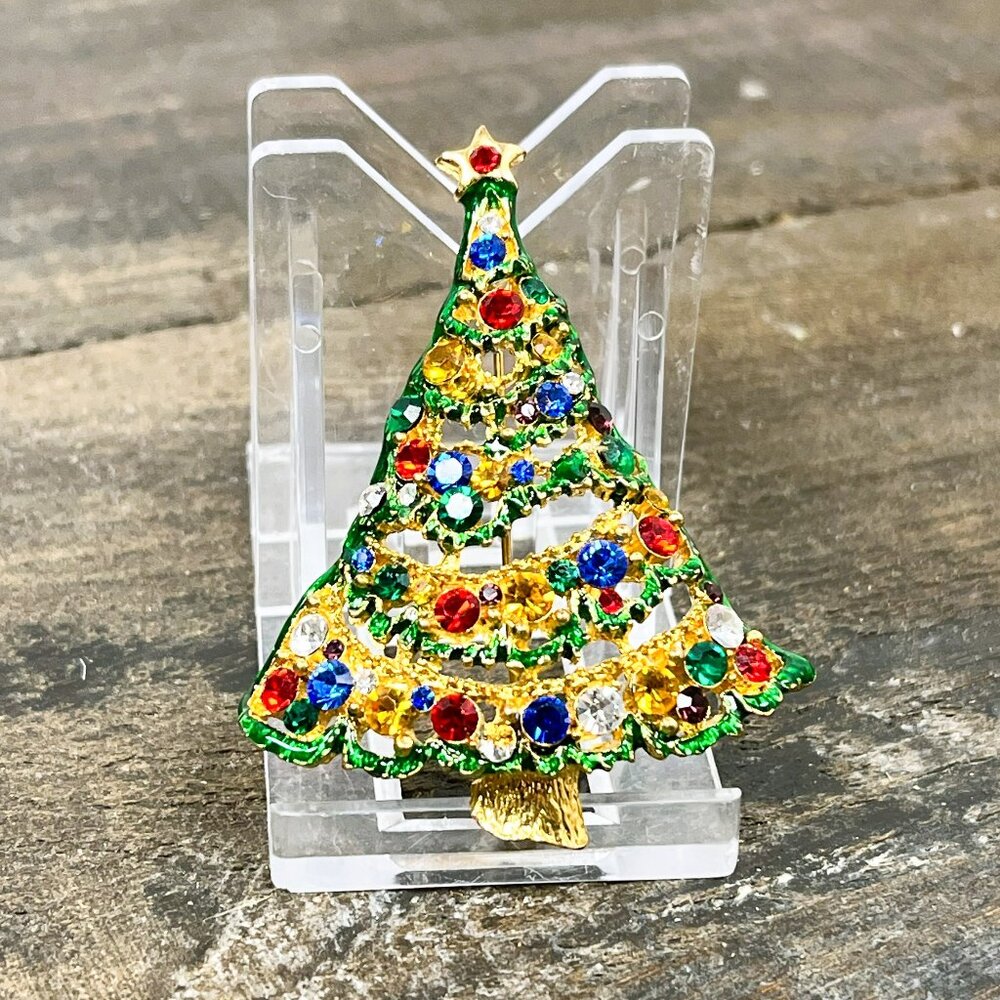 Vintage Beautiful Gold Tone and Rhinestone Jeweled Christmas Tree Brooch